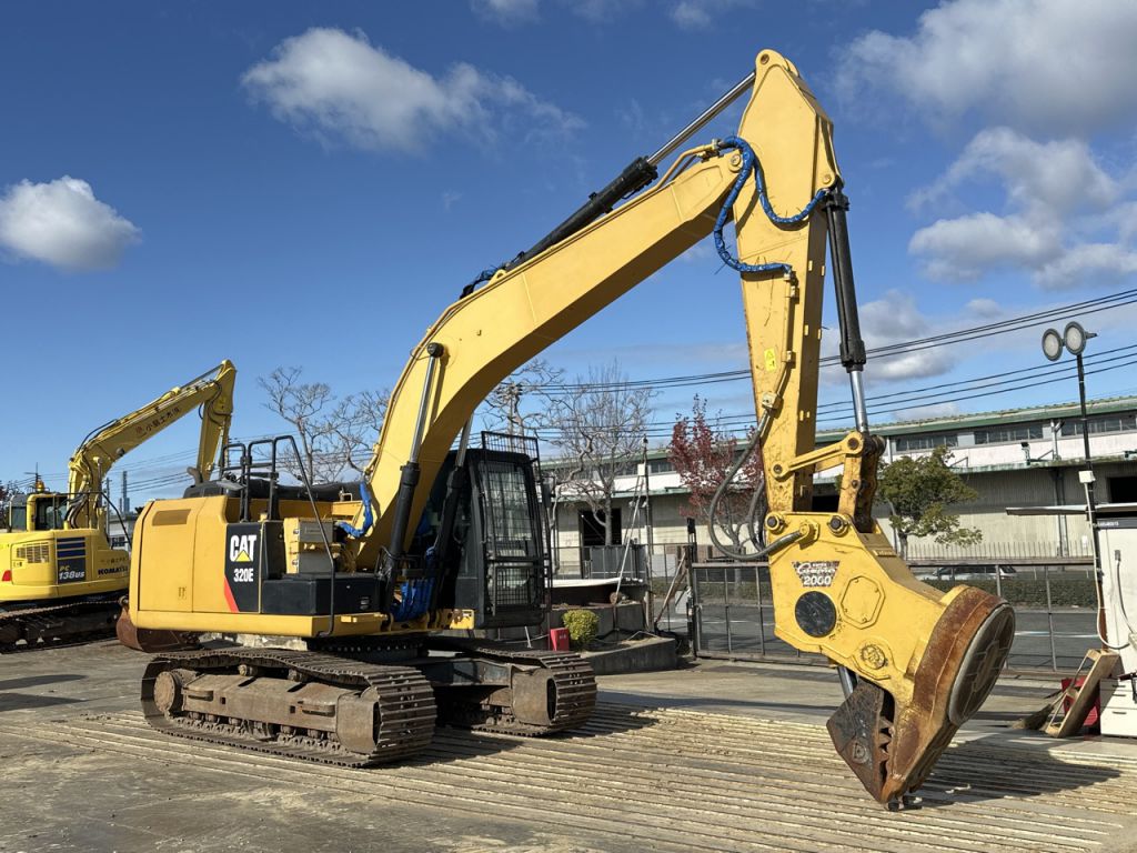 320E-2-SXE02062