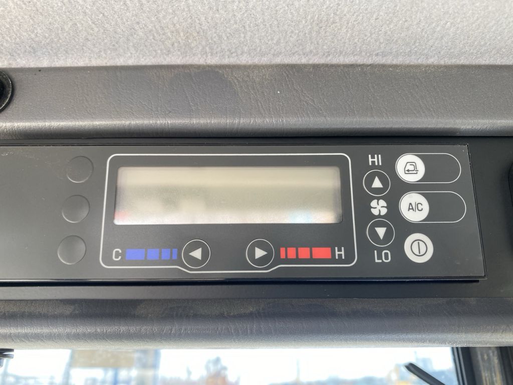 WA100-8-90296