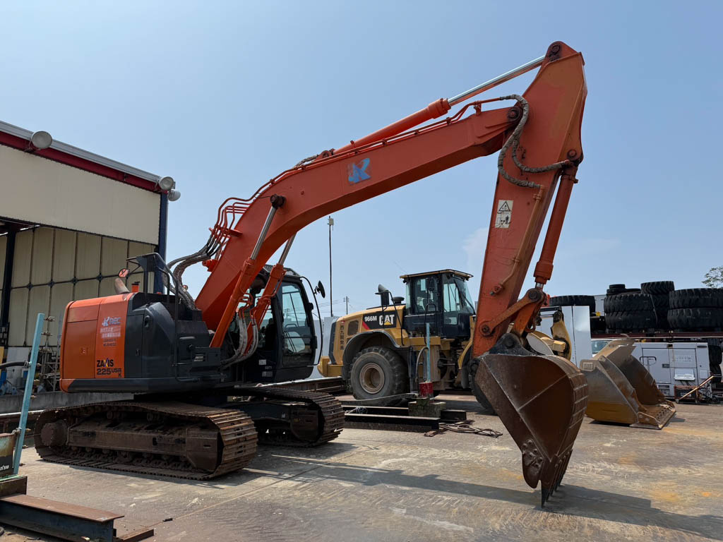 ZX225USRK-5B-304333