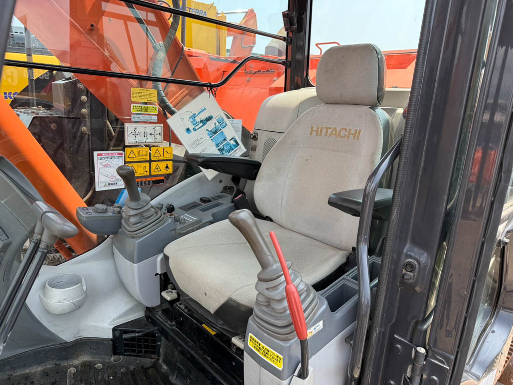 ZX225USRK-5B-304333