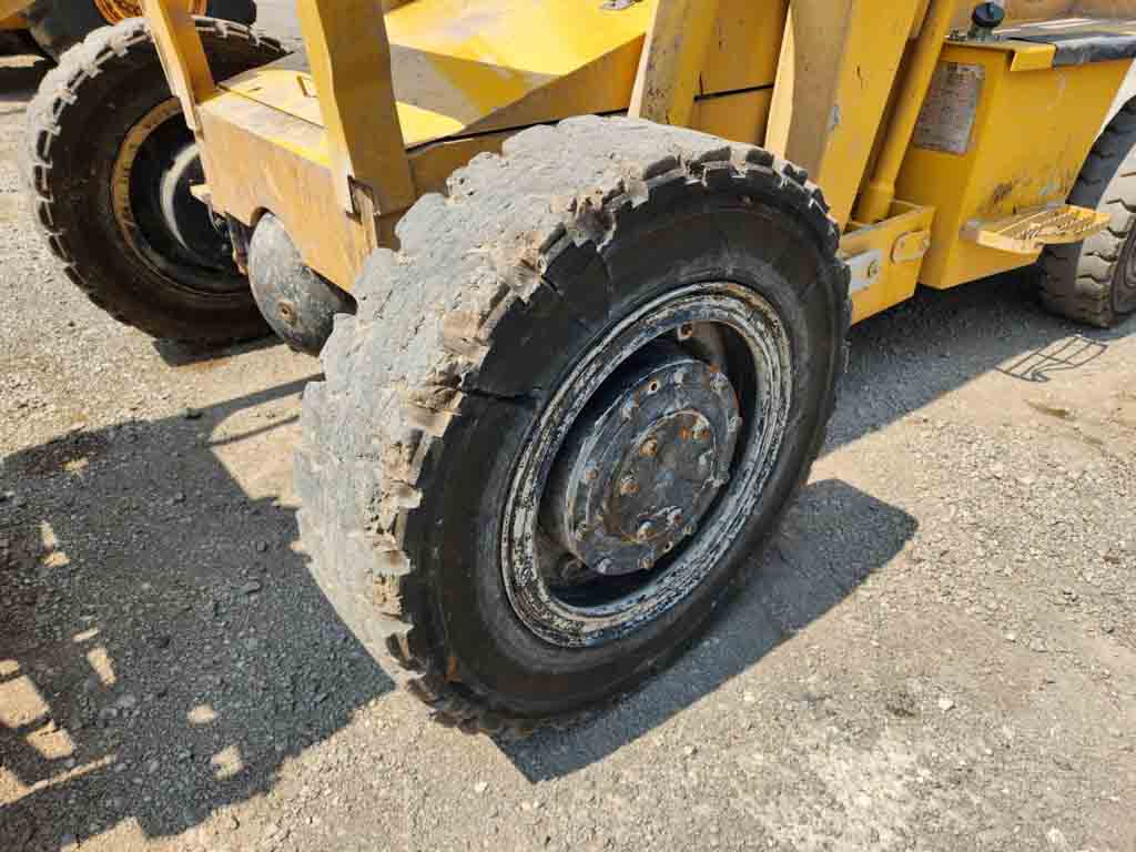 SD25-3-S76-01677