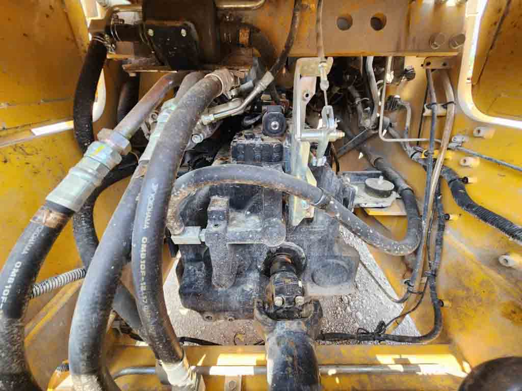 SD25-3-S76-01677