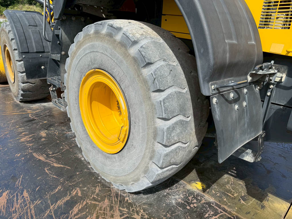 WA380-8-16234