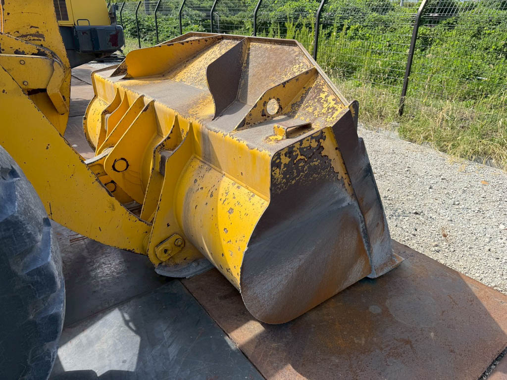 WA380-8-16234