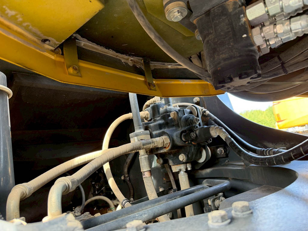 WA380-8-16234