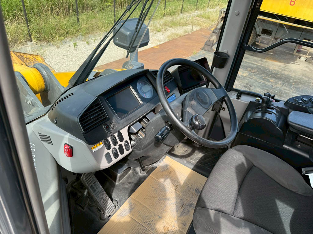 WA380-8-16234