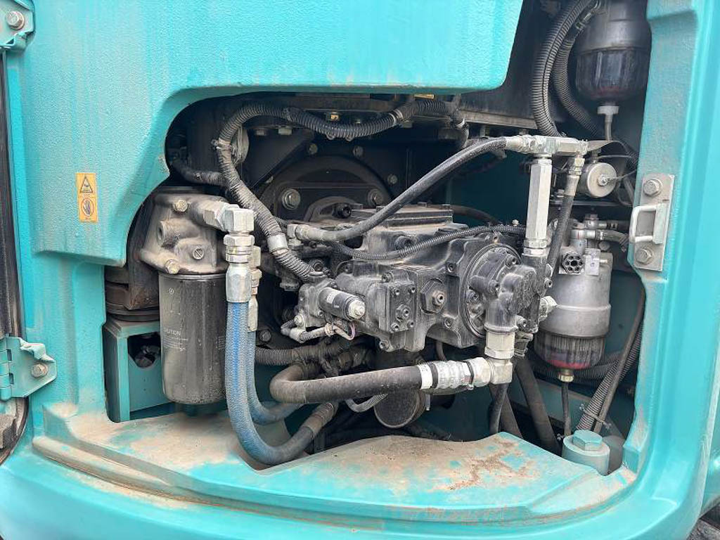 SK135SR-5-YY08-041982