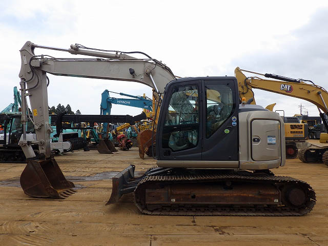 SK135SR-5-YY08-042300