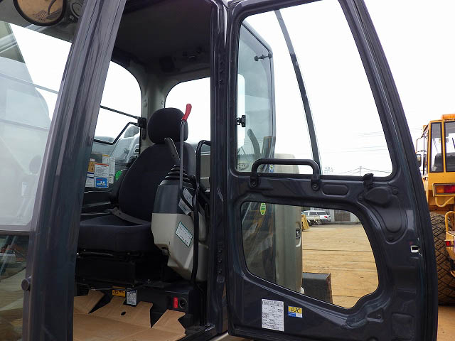 SK135SR-5-YY08-042300