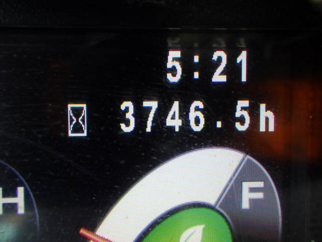 SK135SR-5-YY08-042300