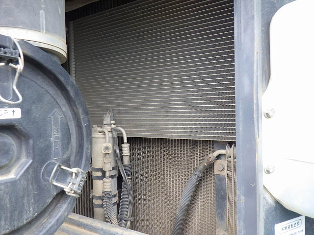 SK135SR-5-YY08-33851