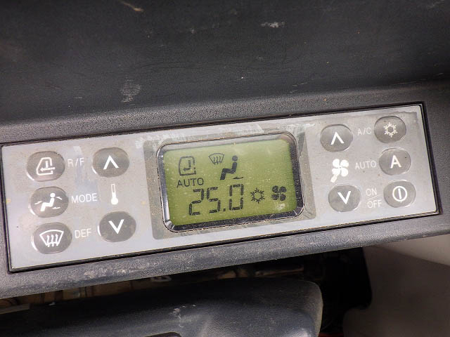 SK135SR-5-YY08-33851