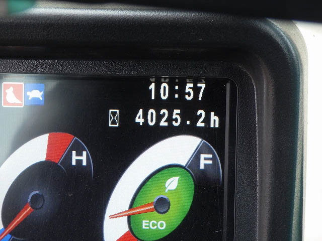 SK135SR-5-YY08-33851