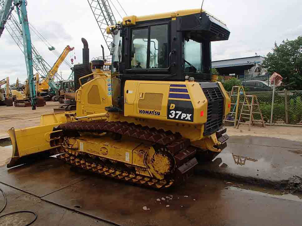 D37PX-24-90106
