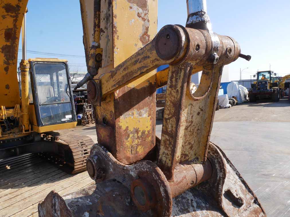 E200B-4SG11272