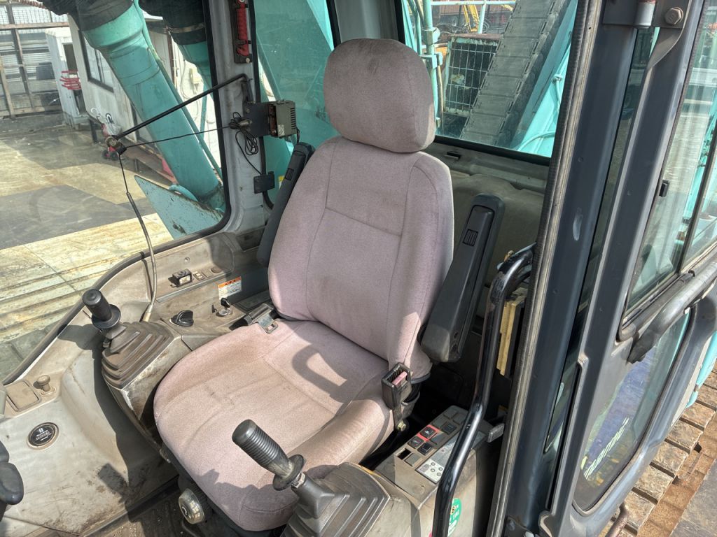 SK250LCD-6ES-LL11-04203