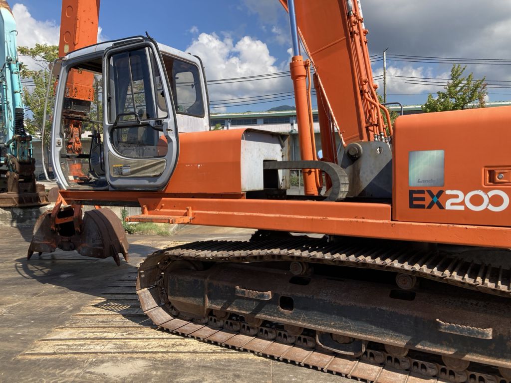 EX200-5-84132