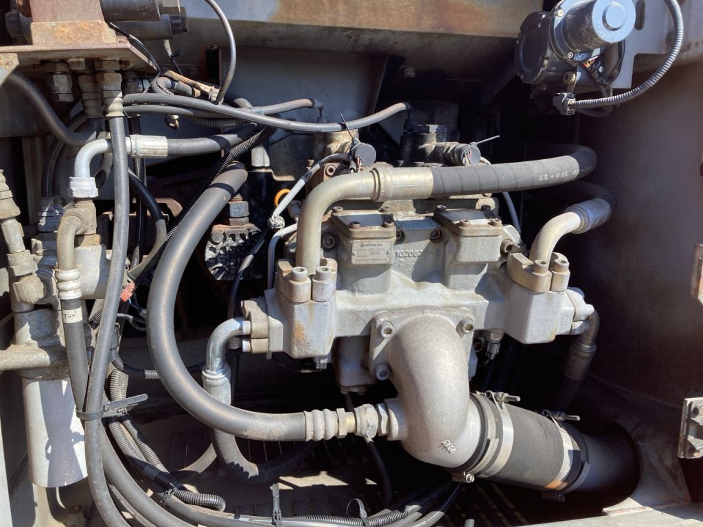 EX200-5-84132