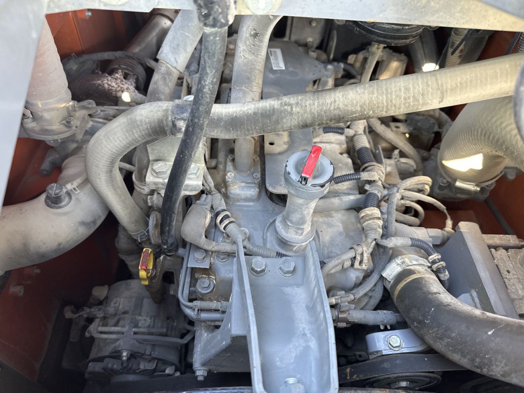 ZX135US-6-103943
