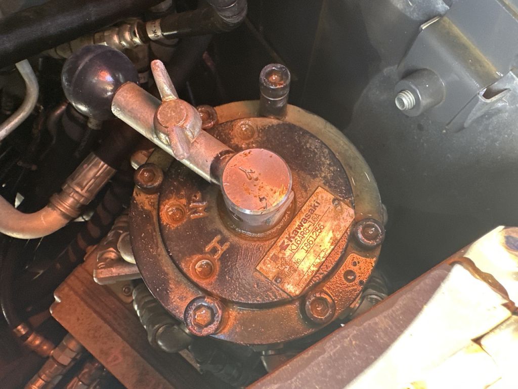 ZX135US-6-103943