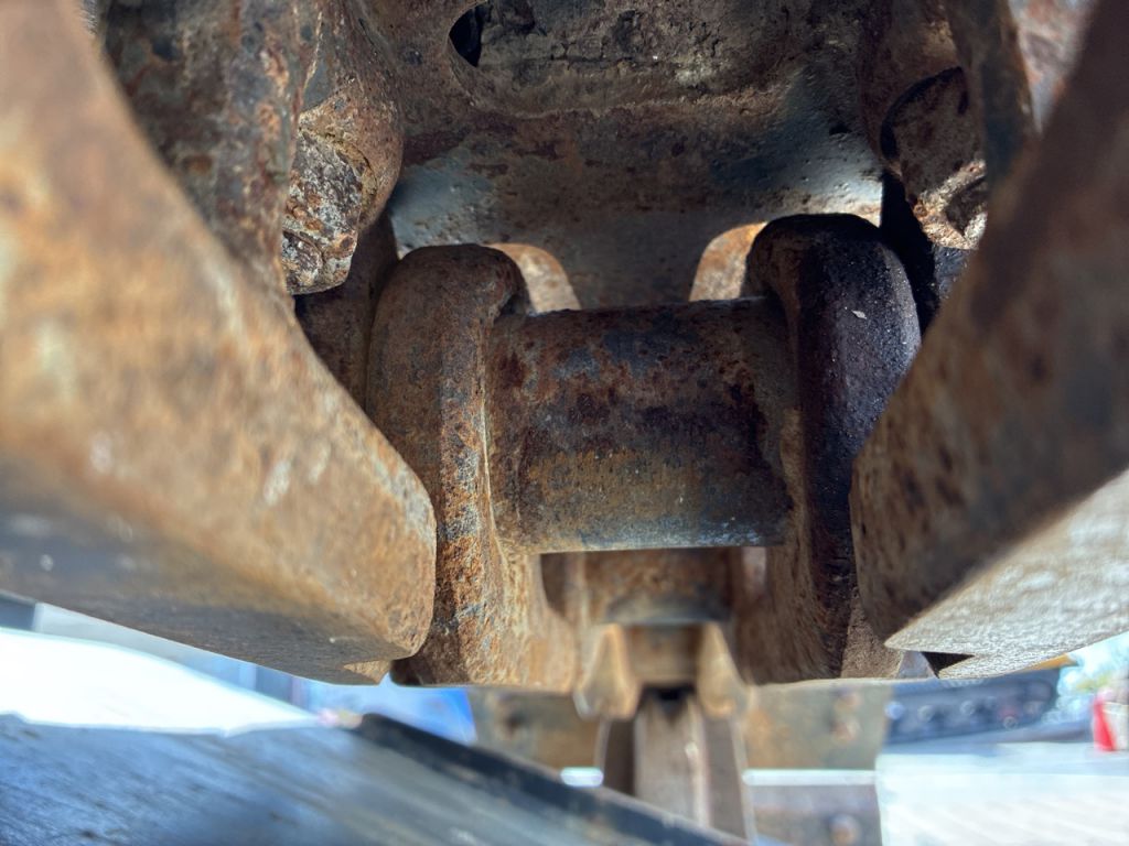 SR18A-695929