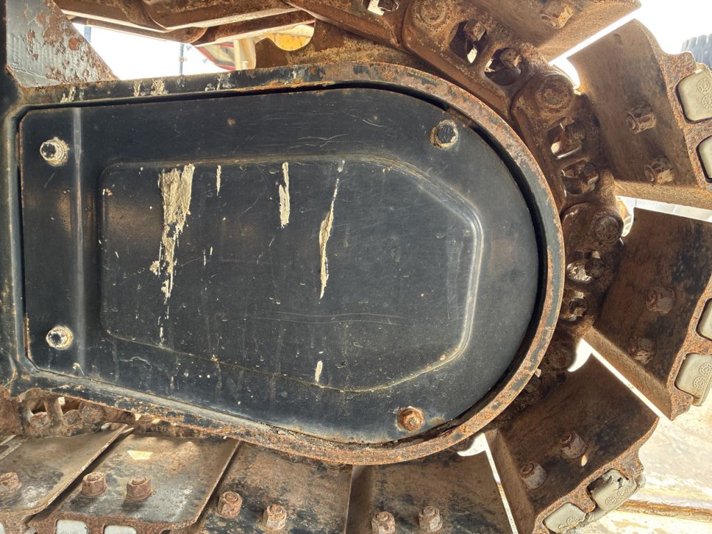 SR18A-695929