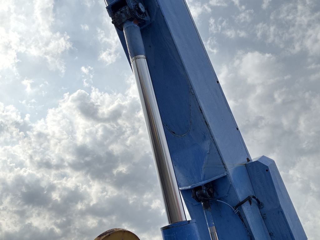 SR18A-695929