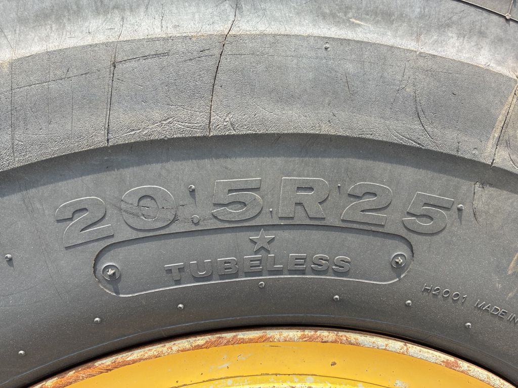 WA320-8-86766