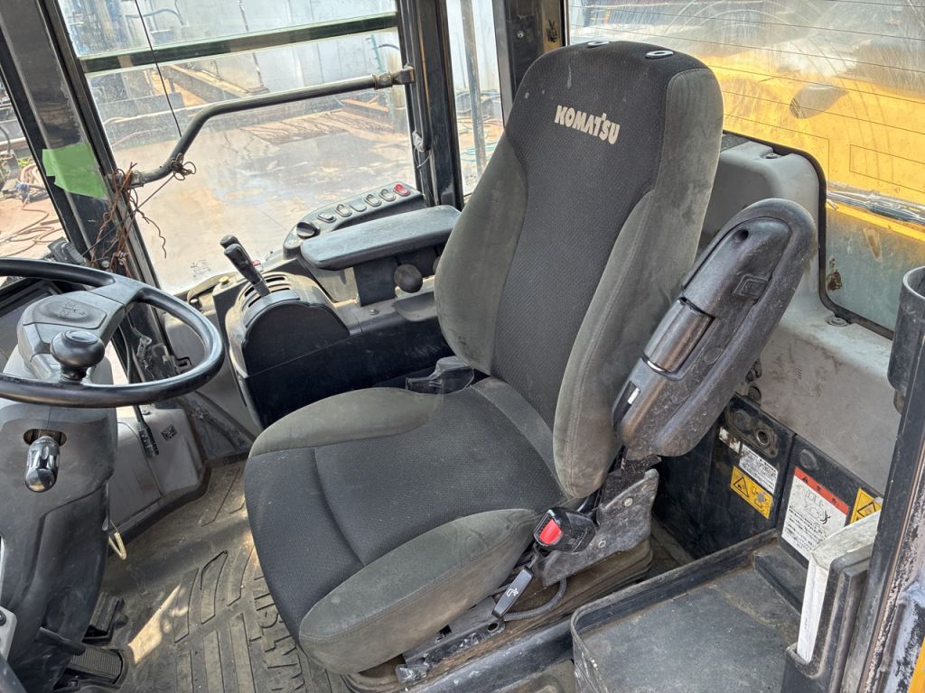 WA320-8-86766