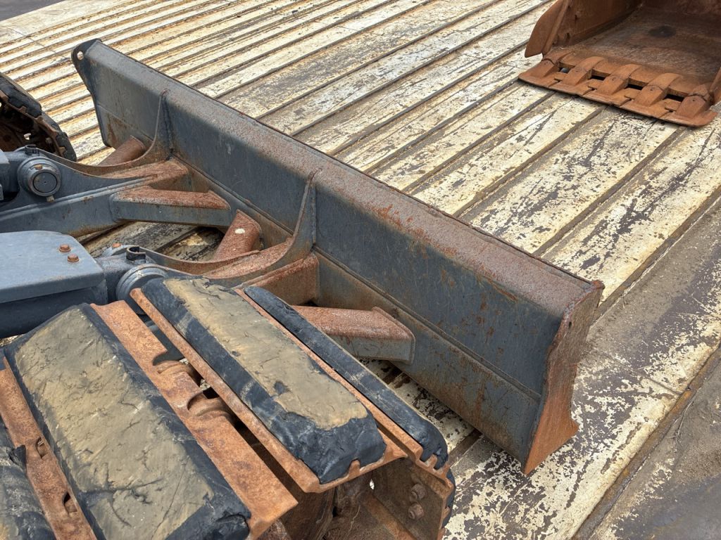 SK135SR-3-YY07-28694