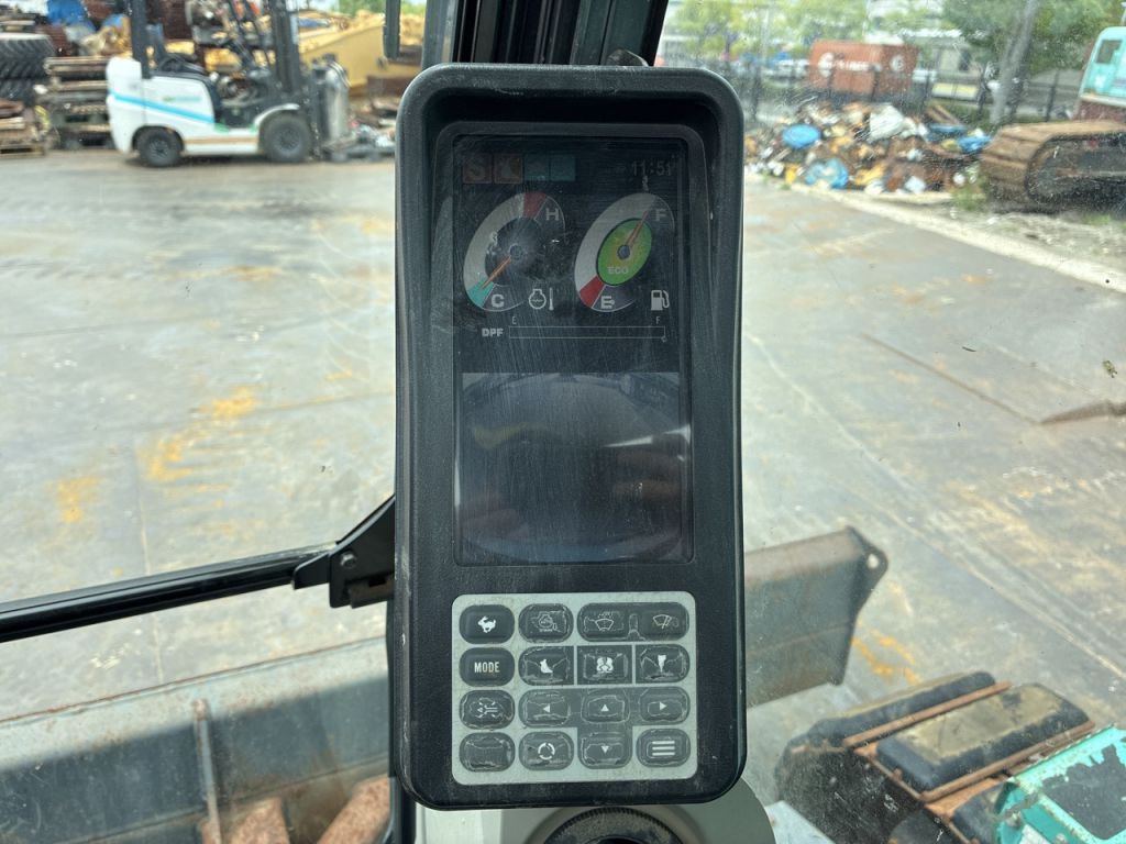 SK135SR-3-YY07-28694