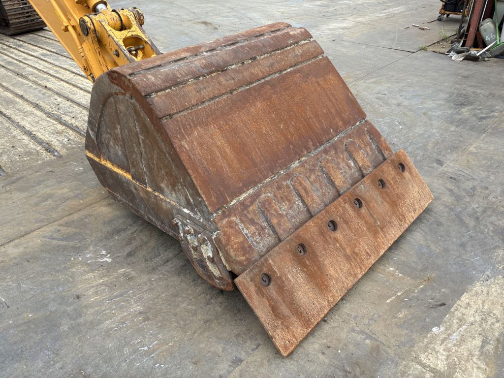 HD823MR-7-5130