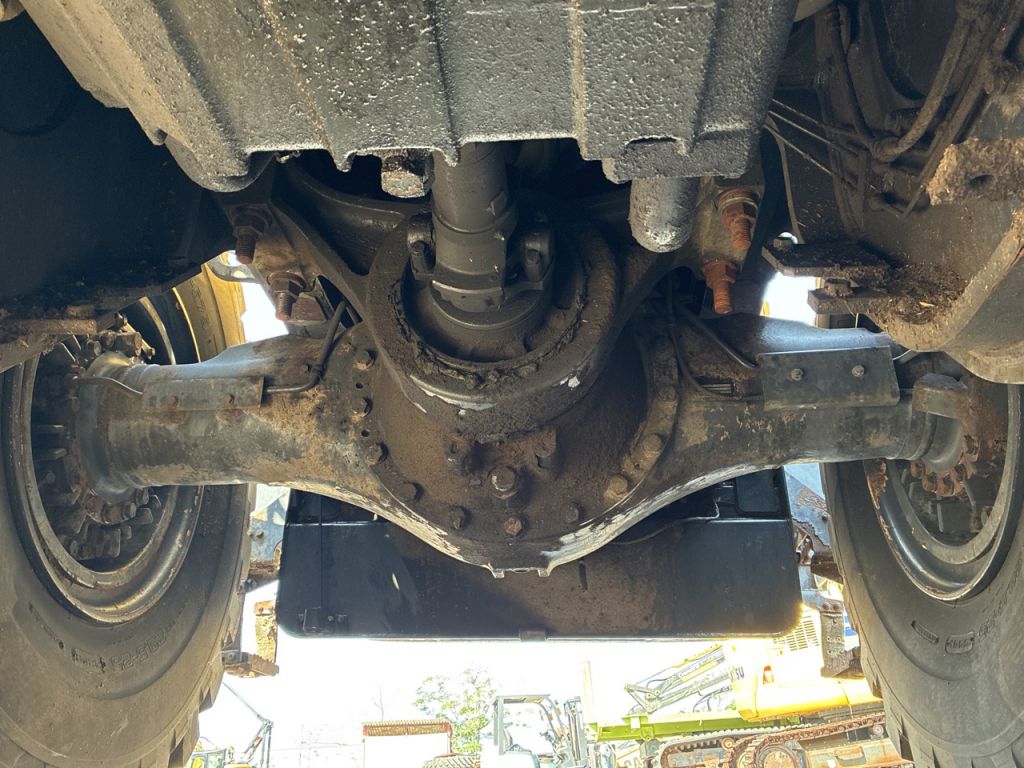 WA500-7-70082
