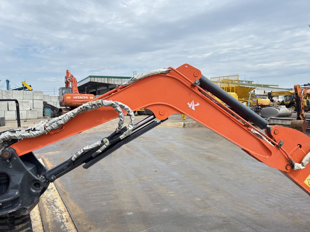 ZX30U-5A-31758