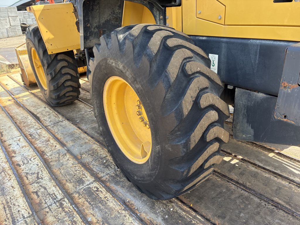 WA100-7-88276