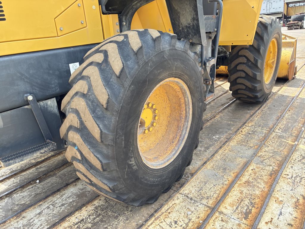 WA100-7-88276