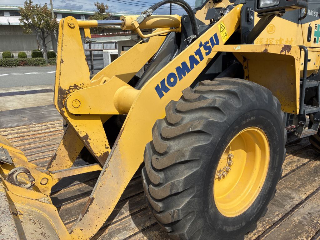 WA100-7-88276