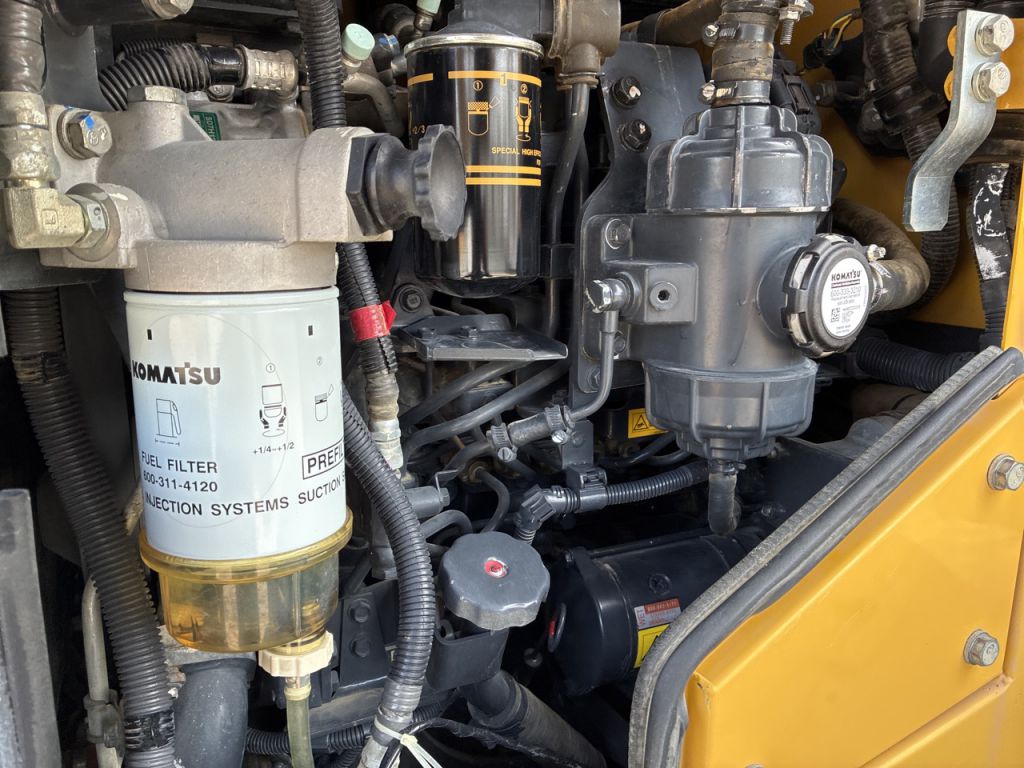 WA100-7-88276