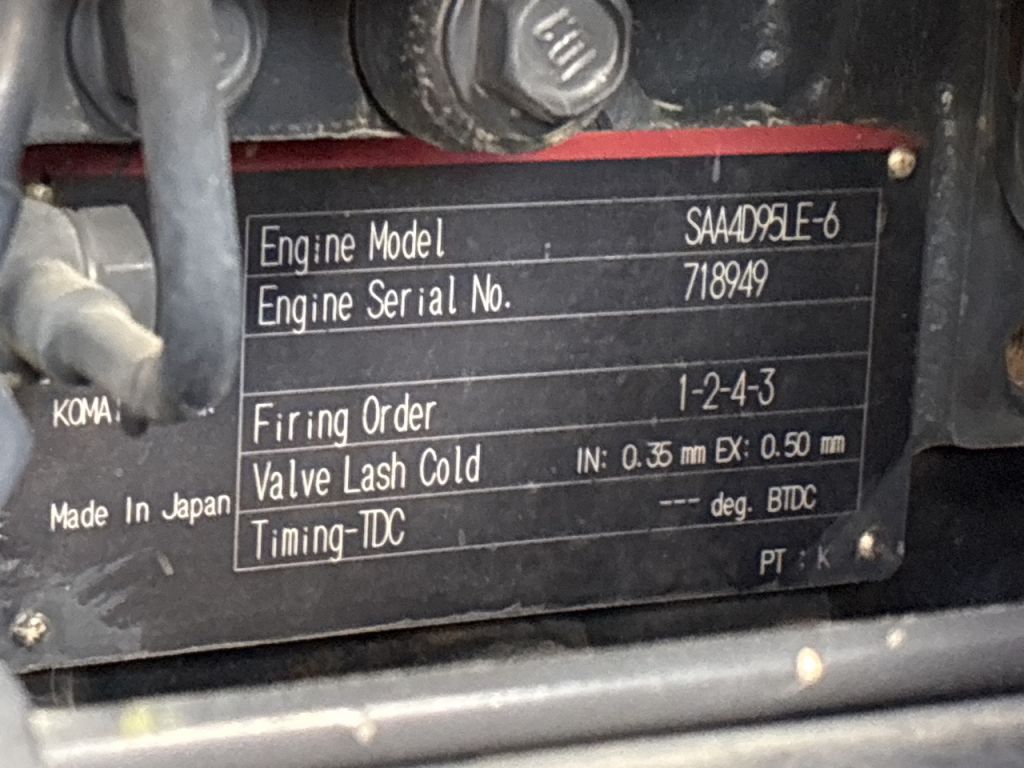 WA100-7-88276