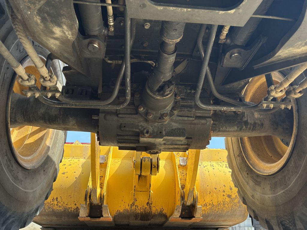 WA380-8-16234
