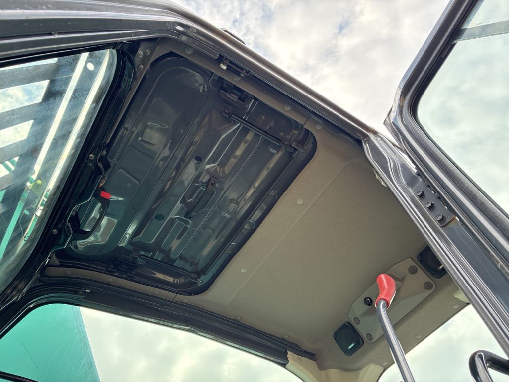 SK135SR-3-YY07-28817