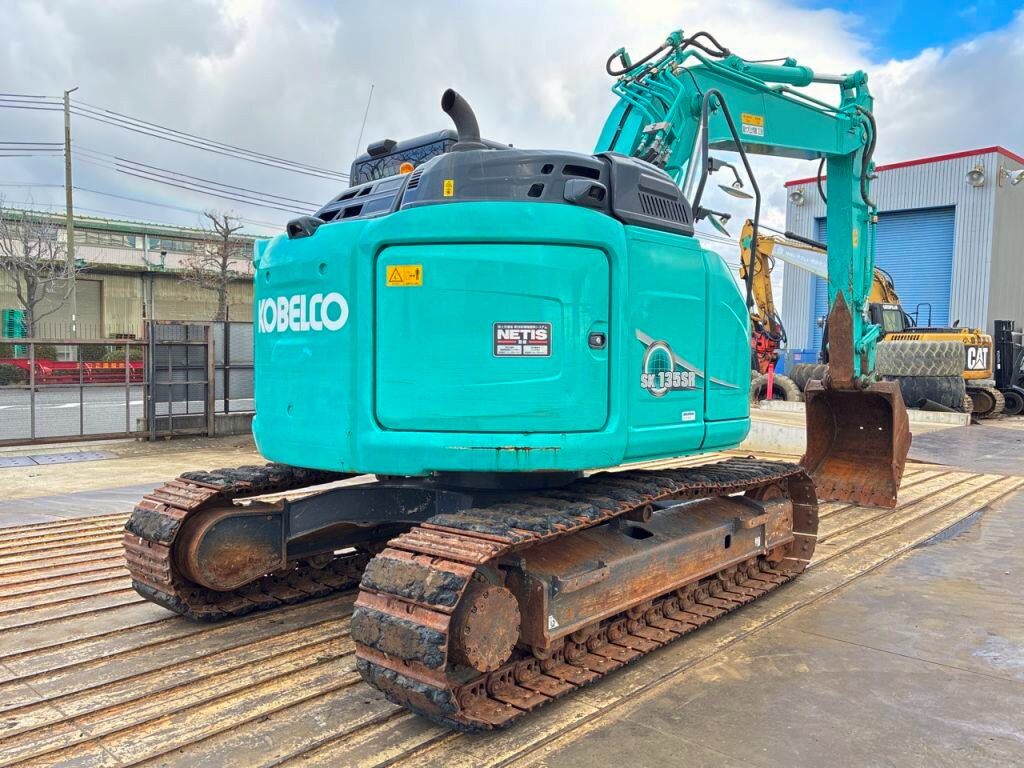 SK135SR-5-YY08-041982