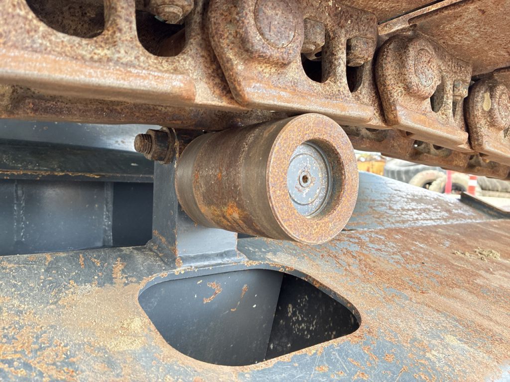 SK135SR-5-YY08-041982