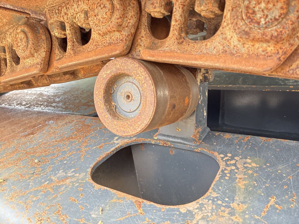 SK135SR-5-YY08-041982