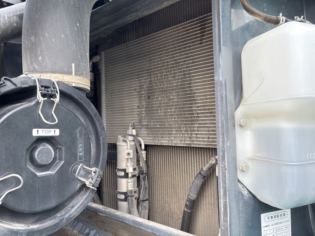 SK135SR-5-YY08-041982