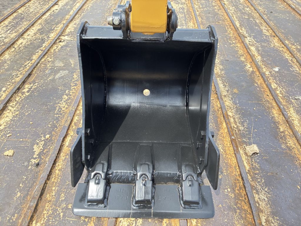 302CR-RHM04267