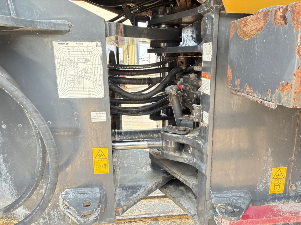 WA380-8-15068