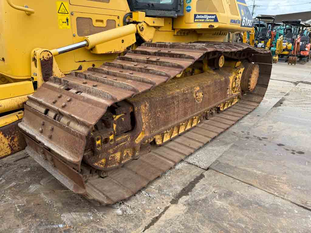 D61PX-23-32123