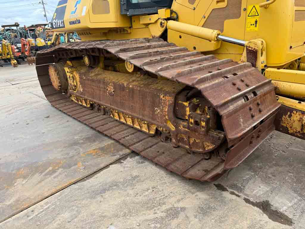 D61PX-23-32123