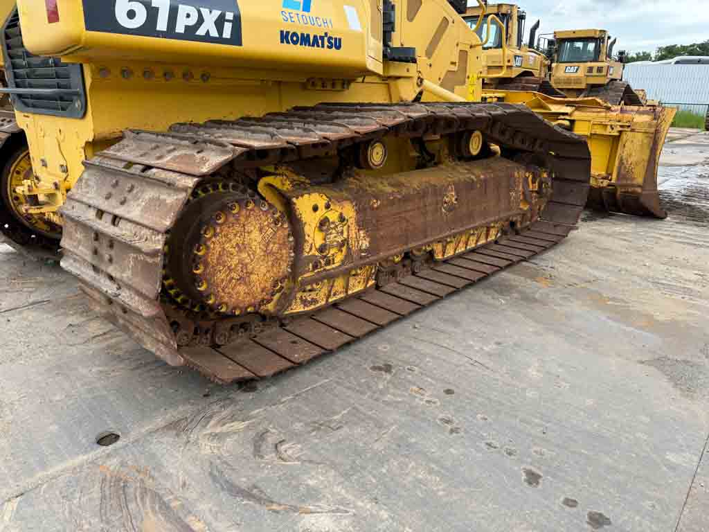 D61PX-23-32123